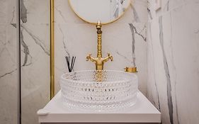 Timeless Boutique Suites By Bqa
