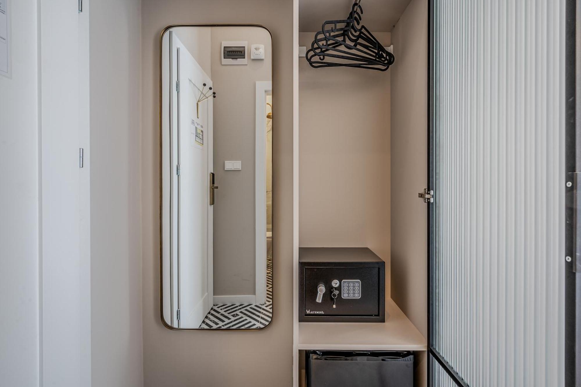 Timeless Boutique Suites By Bqa Budapeszt Zewnętrze zdjęcie